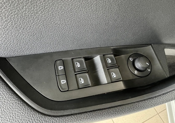 Skoda Superb cena 89900 przebieg: 112896, rok produkcji 2019 z Tykocin małe 667